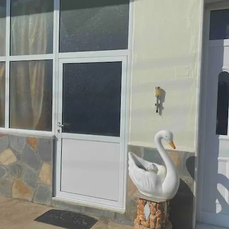 Ground Floor With Gym & Yard In Paggaio *